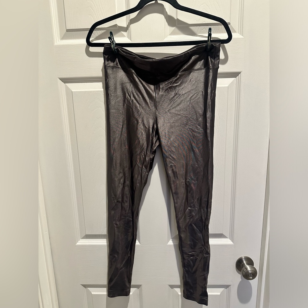 Koral: Grey LUSTROUS MAX INFINITY HIGH RISE LEGGING